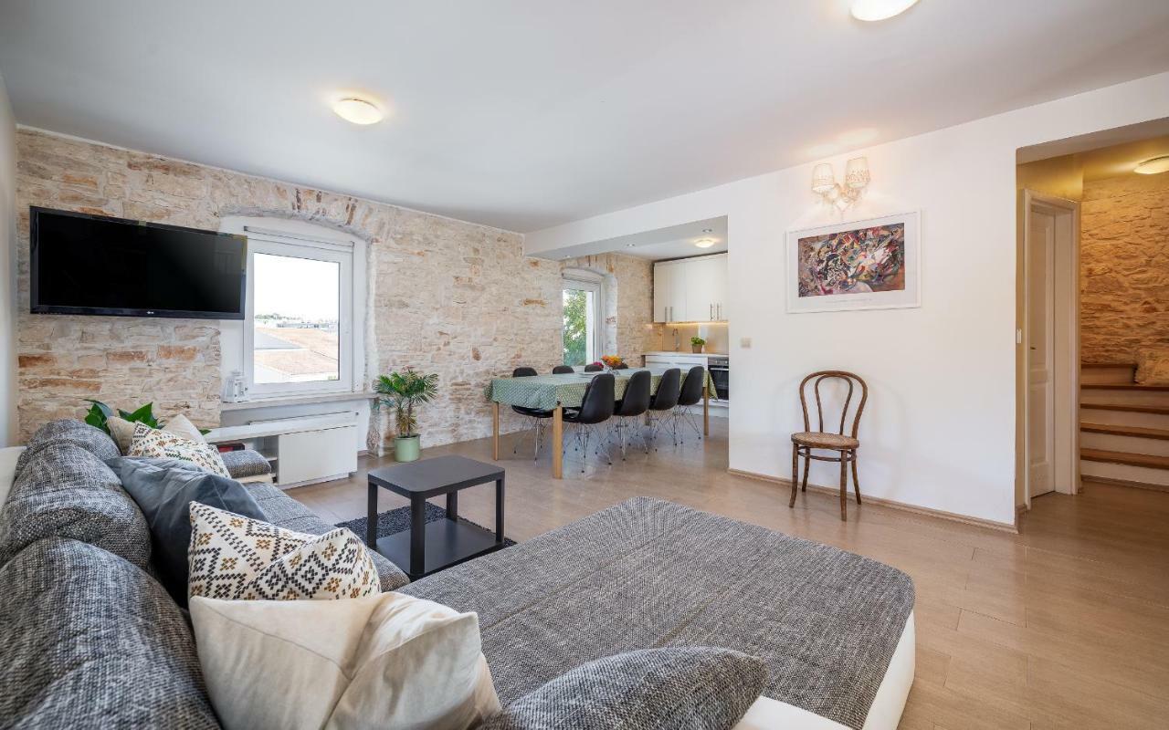 Apartment Lungomare Pula Buitenkant foto